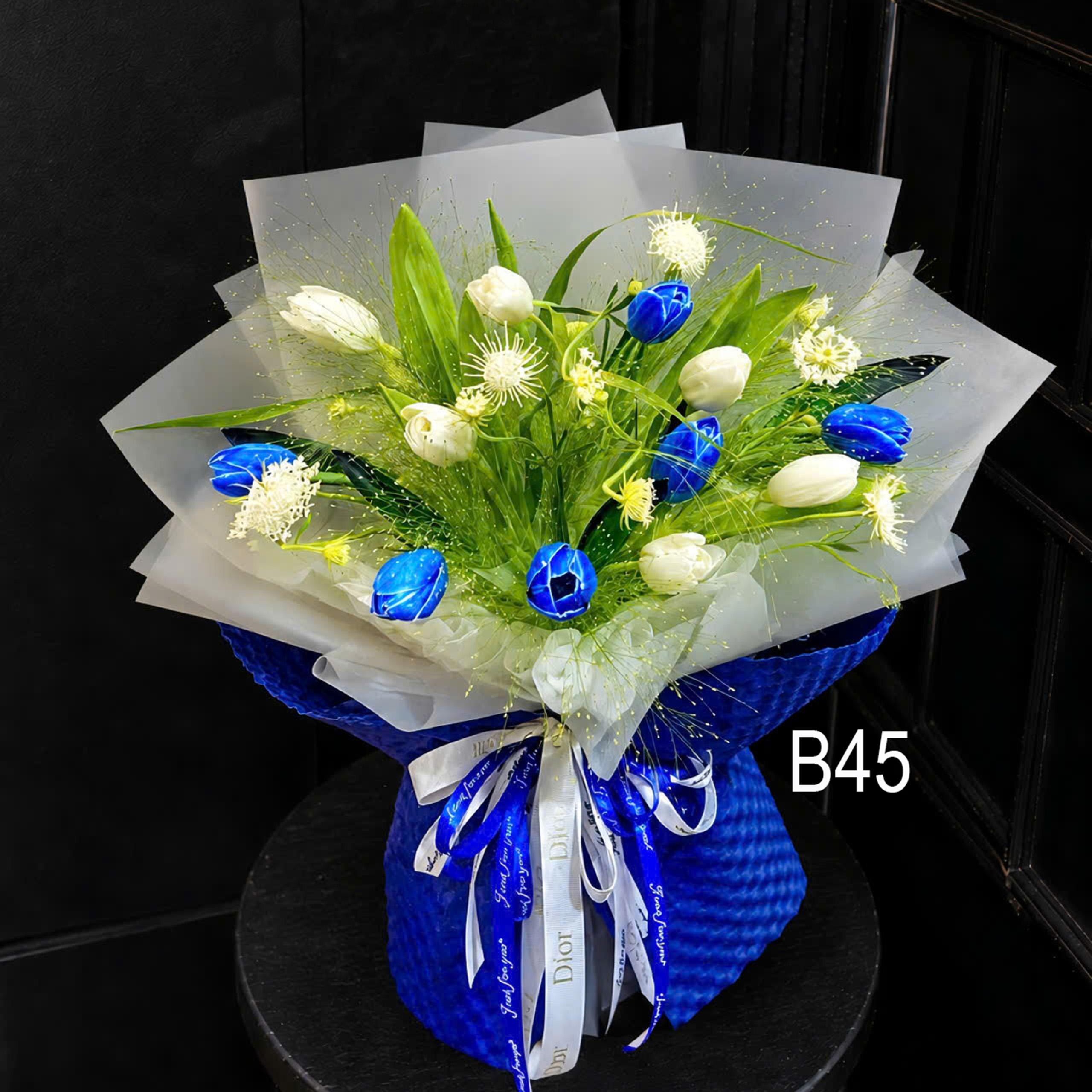 Bó Hoa Tulip Xanh Trắng Độc Đáo